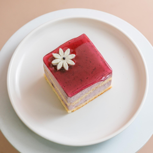 Mousse sữa chua Việt Quất