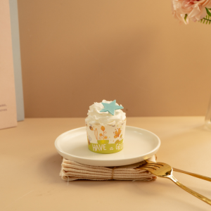 CREAM CUPCAKE
