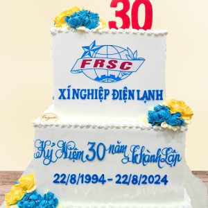Bánh sự kiện 3 tầng