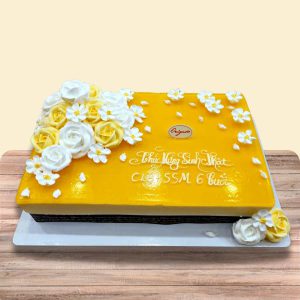 Mousse chữ nhật trang trí hoa